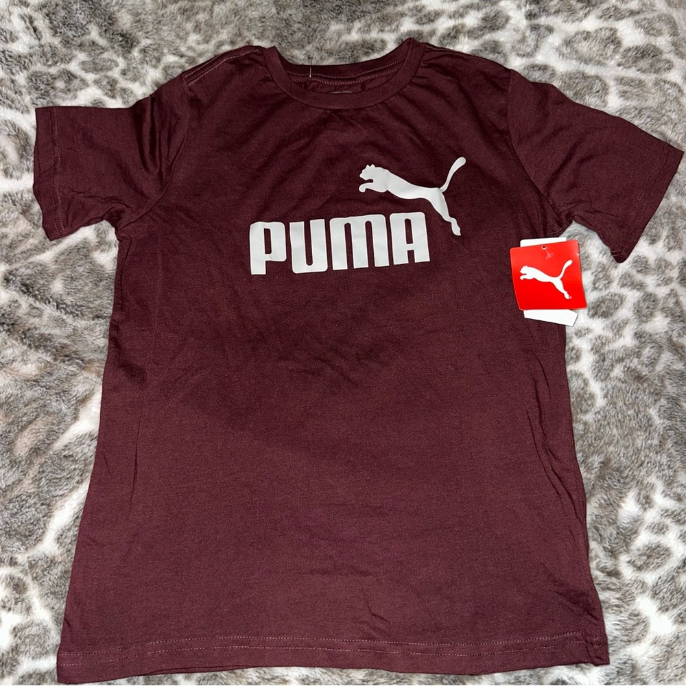 Puma burgundy tshirt